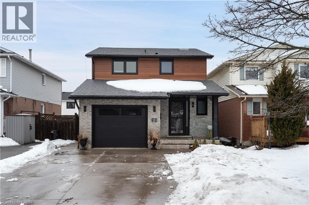 Single Family at 30 BUCHANAN Crescent, Thorold, Ontario - Photo 2 - RE/MAX Garden City Realty