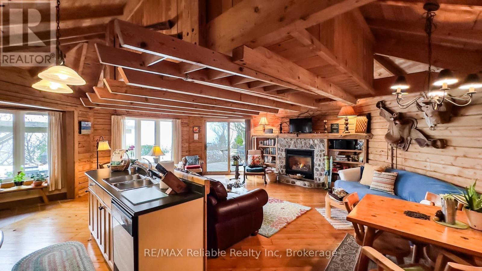 Single Family at , , ON - Photo 6 - RE/MAX Garden City Realty