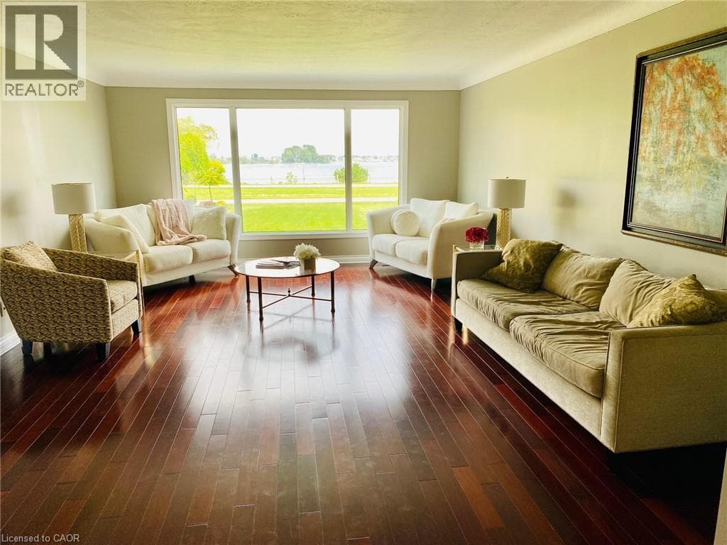 Single Family at 1321 NIAGARA Parkway, Fort Erie, Ontario - Photo 7 - RE/MAX Garden City Realty