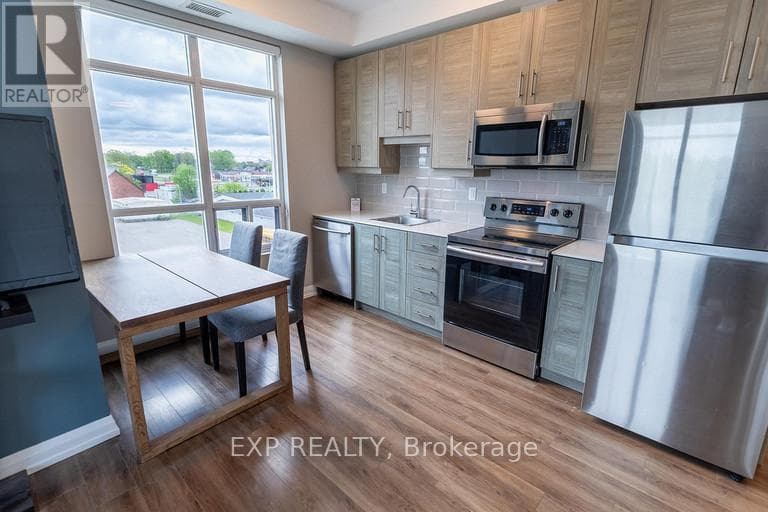 Multi-family at 6289 Mcleod Road, Niagara Falls (Arad/Fallsview), Ontario - Photo 3 - RE/MAX Garden City Realty