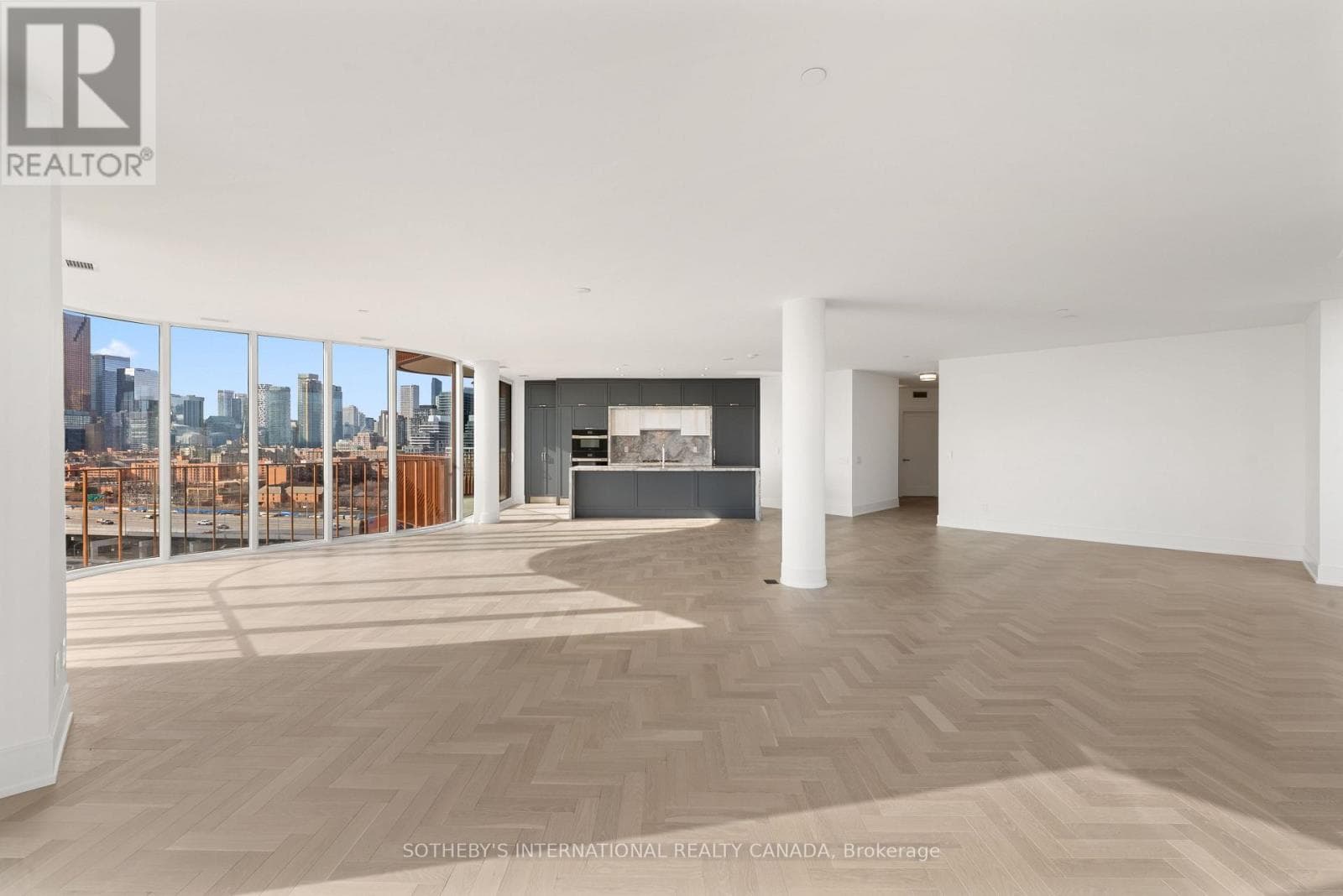 Single Family at 1322- 155 Merchants' Wharf, Toronto (Waterfront Communities), Ontario - Photo 8 - RE/MAX Garden City Realty