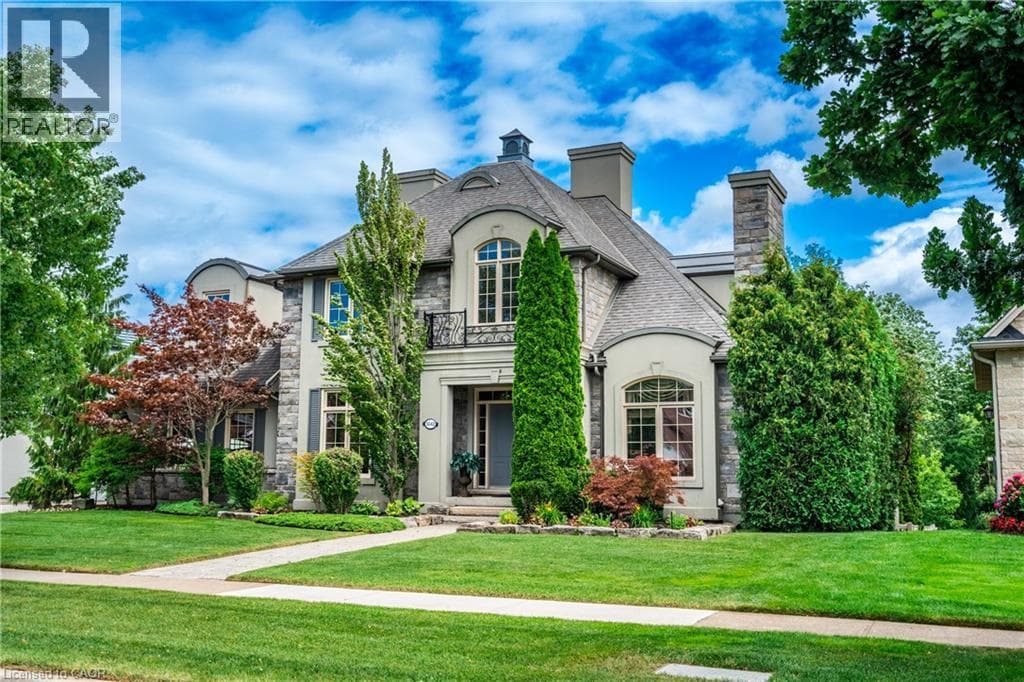 Single Family at 3542 MATTHEWS Drive, Niagara Falls, Ontario - Photo 2 - RE/MAX Garden City Realty