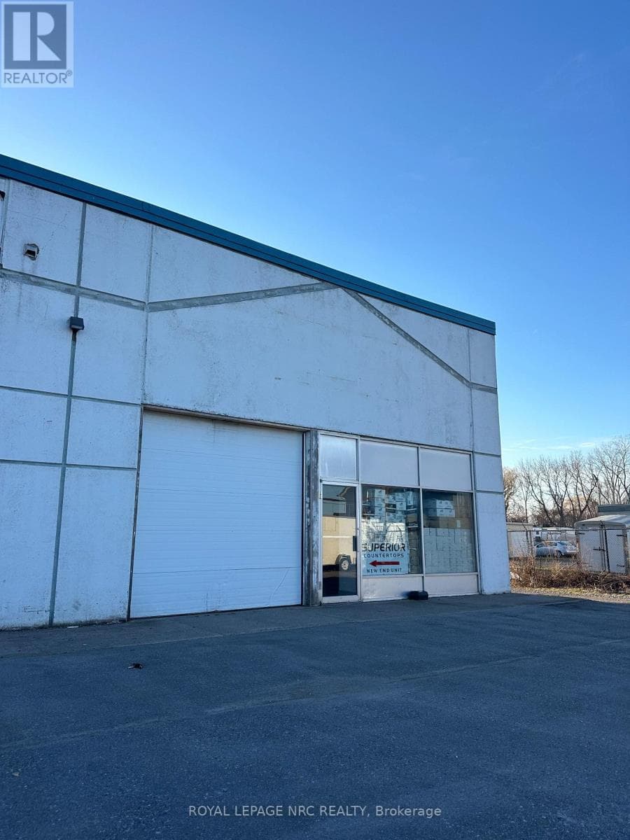 Industrial at 3- 580 READ Road, St. Catharines (Port Weller), Ontario - Photo 3 - RE/MAX Garden City Realty