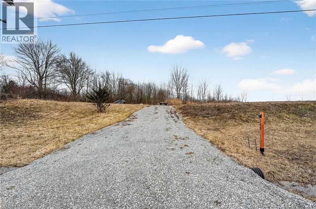 Vacant Land at 260 COLBORNE Street, Welland, Ontario - Photo 4 - RE/MAX Garden City Realty