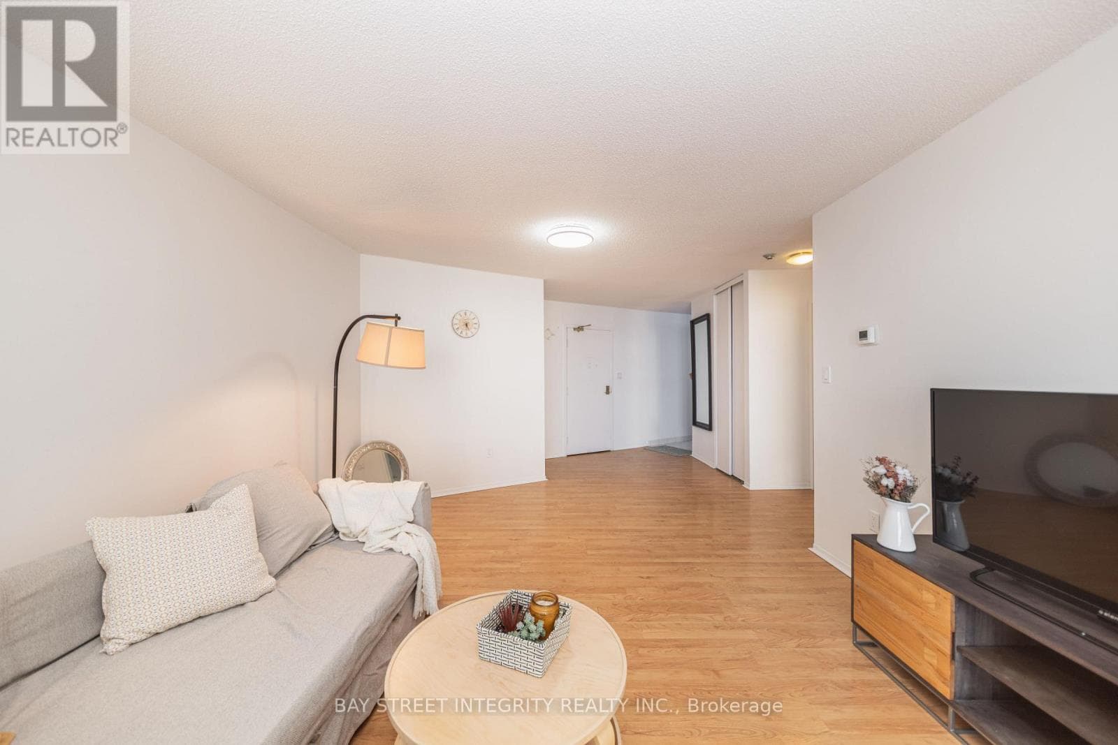 Single Family at 1107- 270 Queens Quay, Toronto (Waterfront Communities), Ontario - Photo 10 - RE/MAX Garden City Realty