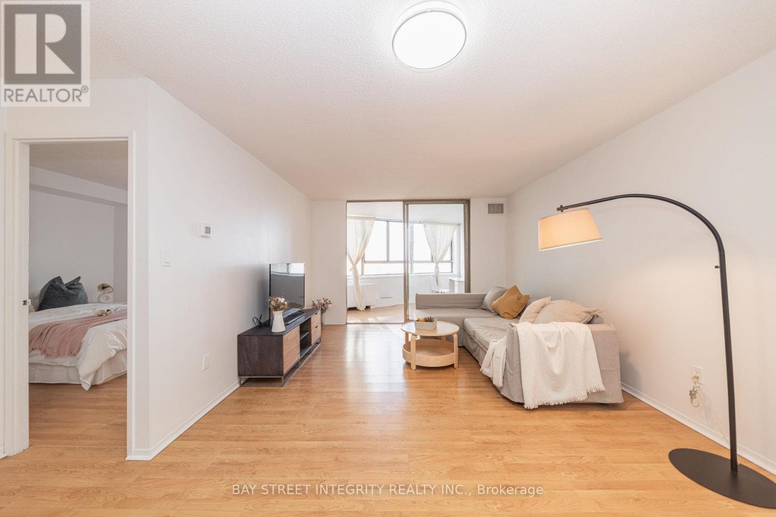 Single Family at 1107- 270 Queens Quay, Toronto (Waterfront Communities), Ontario - Photo 6 - RE/MAX Garden City Realty