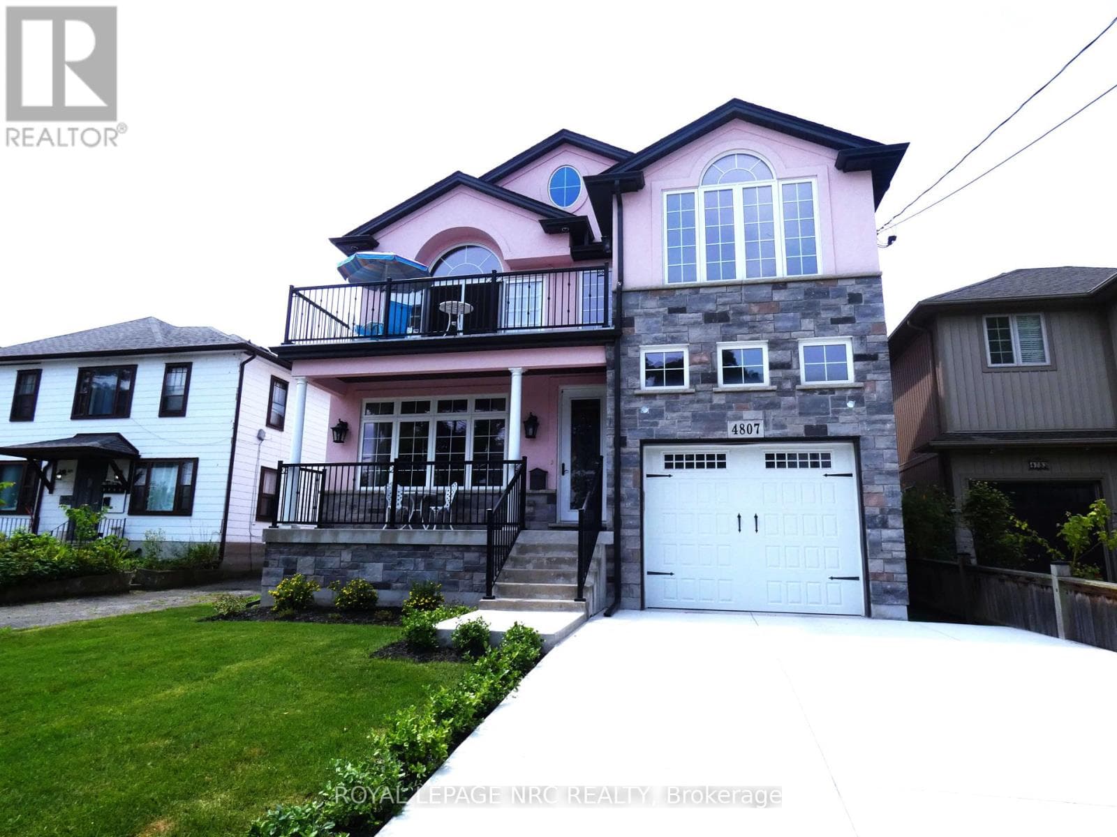 4807 Zimmerman Avenue