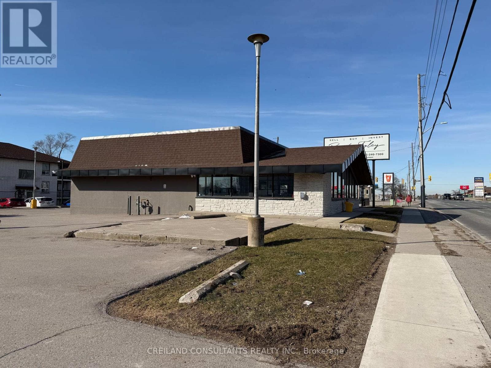 Retail at 375 King Street, Oshawa (Vanier), Ontario - Photo 3 - RE/MAX Garden City Realty