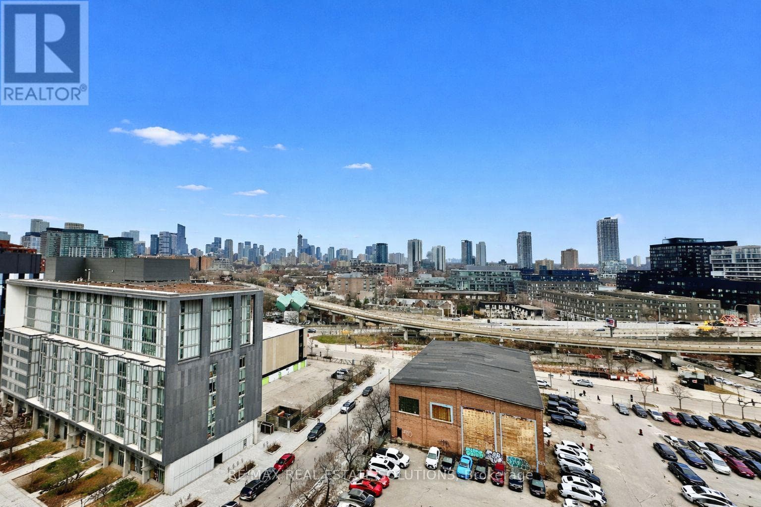 Single Family at 1214- 60 Tannery Road, Toronto (Waterfront Communities), Ontario - Photo 2 - RE/MAX Garden City Realty