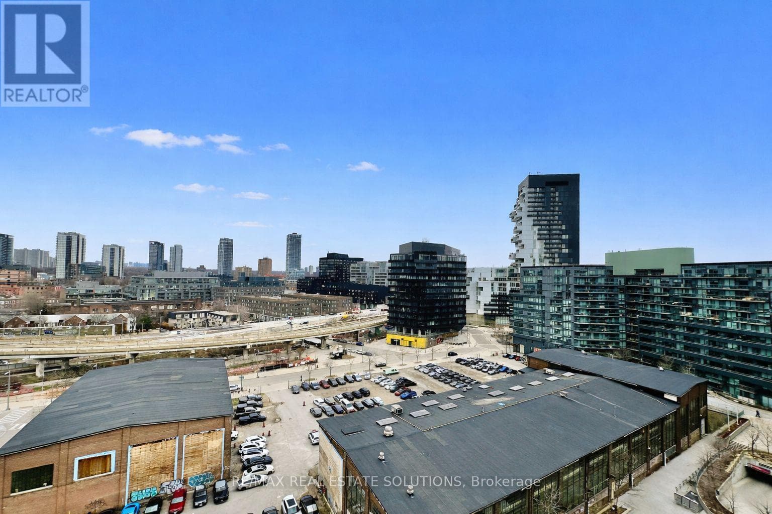 Single Family at 1214- 60 Tannery Road, Toronto (Waterfront Communities), Ontario - Photo 3 - RE/MAX Garden City Realty