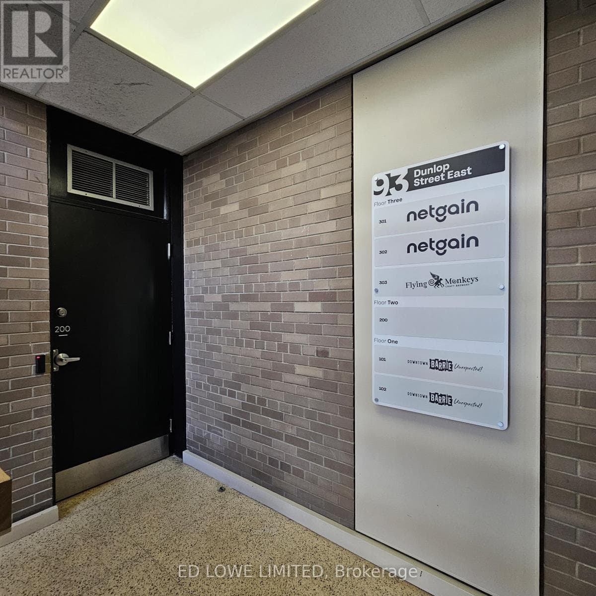 Office at 200- 91 Dunlop Street, Barrie (Lakeshore), Ontario - Photo 3 - RE/MAX Garden City Realty