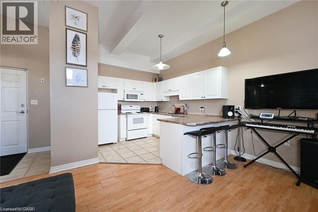 Single Family at 105- 6365 DRUMMOND Road, Niagara Falls, Ontario - Photo 5 - RE/MAX Garden City Realty
