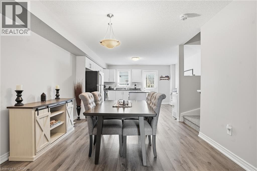 Single Family at 49- 6118 KELSEY Crescent, Niagara Falls, Ontario - Photo 6 - RE/MAX Garden City Realty