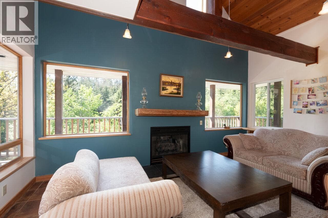 Single Family at 1293 WESTSIDE Road, Bowen Island, British Columbia - Photo 4 - RE/MAX Garden City Realty