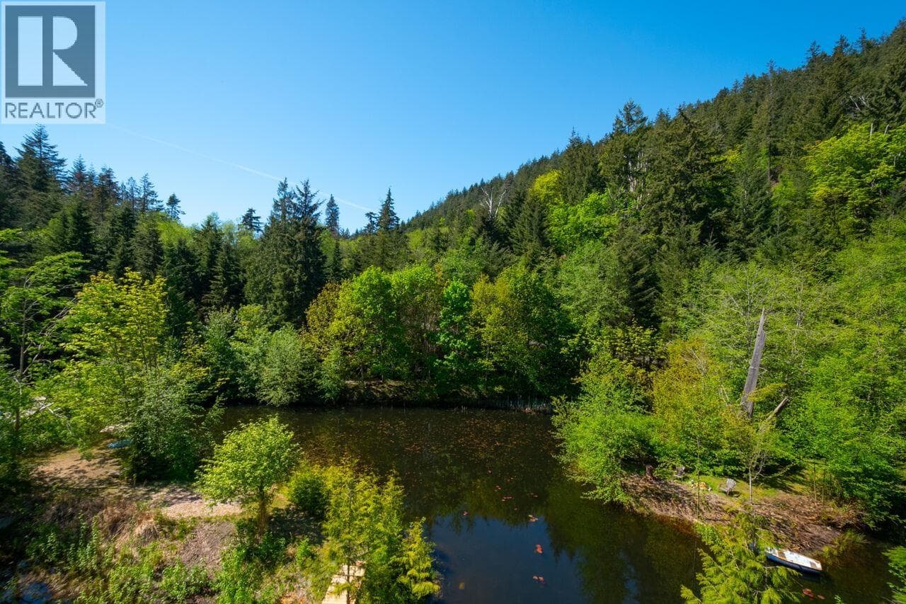 Single Family at 1293 WESTSIDE Road, Bowen Island, British Columbia - Photo 8 - RE/MAX Garden City Realty