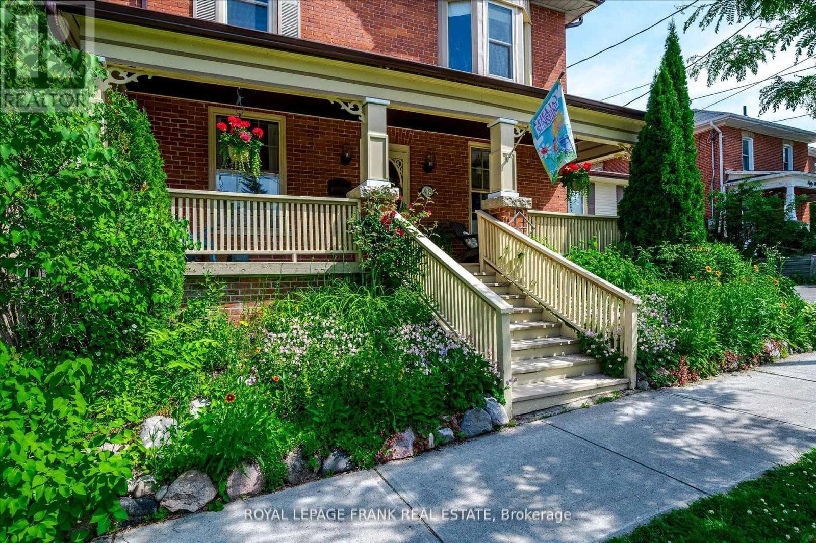 Single Family at 46 Sophia Street, Peterborough (Ashburnham Ward 4), Ontario - Photo 2 - RE/MAX Garden City Realty