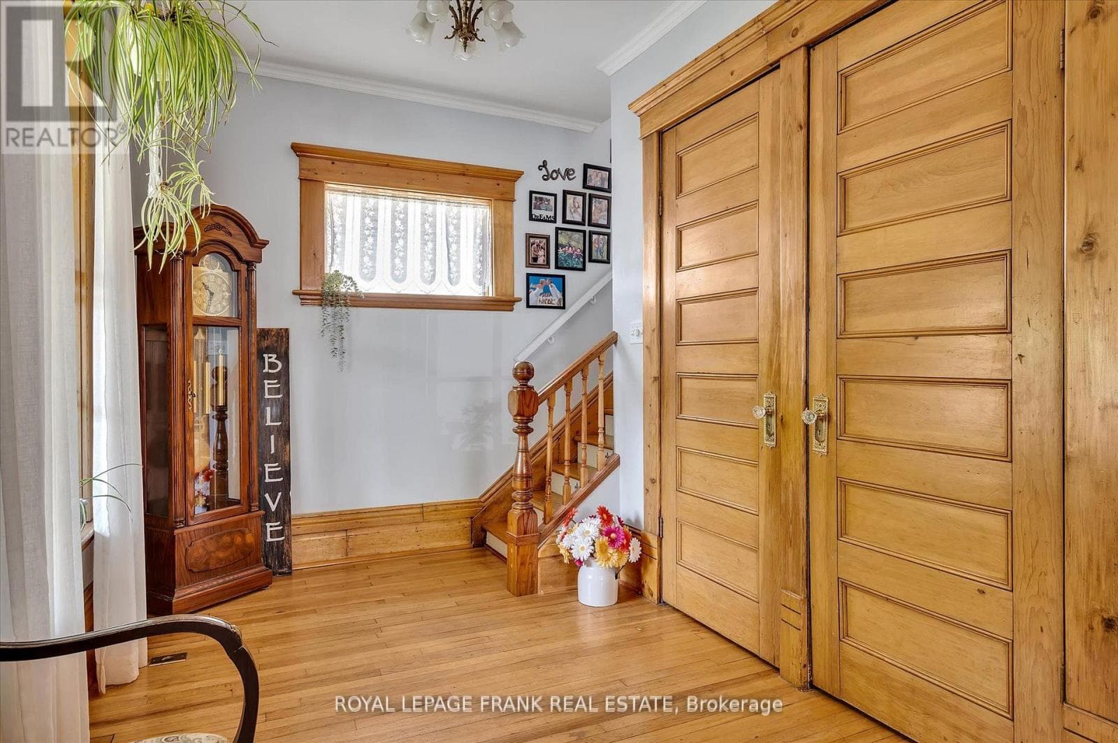 Single Family at 46 Sophia Street, Peterborough (Ashburnham Ward 4), Ontario - Photo 5 - RE/MAX Garden City Realty