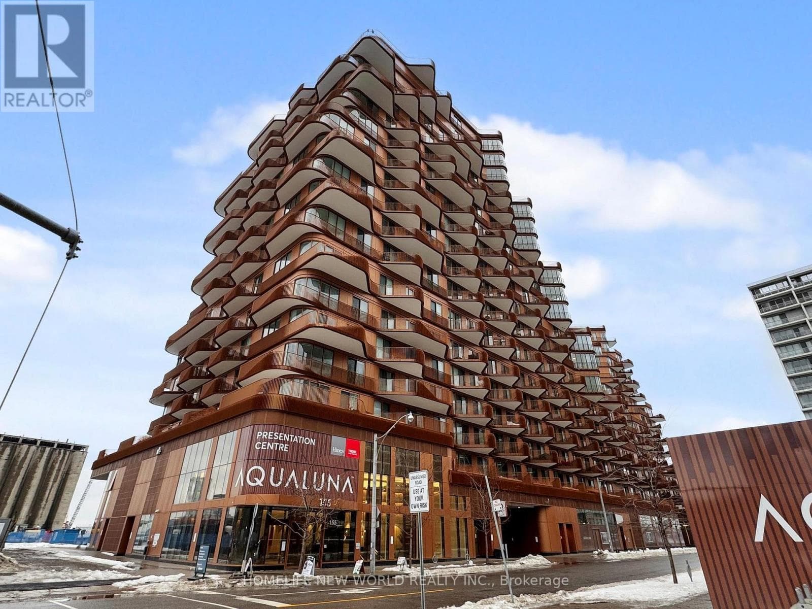 Single Family at 707- 155 Merchants' Wharf, Toronto (Waterfront Communities), Ontario - Photo 2 - RE/MAX Garden City Realty