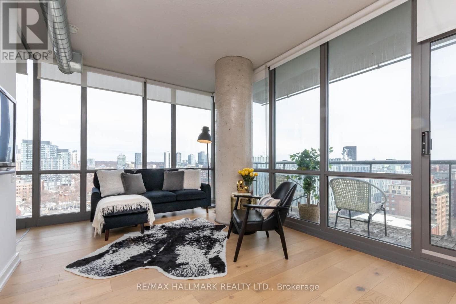Single Family at 1502- 33 Mill Street, Toronto (Waterfront Communities), Ontario - Photo 8 - RE/MAX Garden City Realty