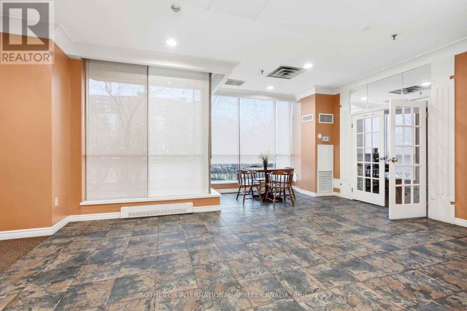 Single Family at 1202- 75 King Street, Mississauga (Cooksville), Ontario - Photo 9 - RE/MAX Garden City Realty