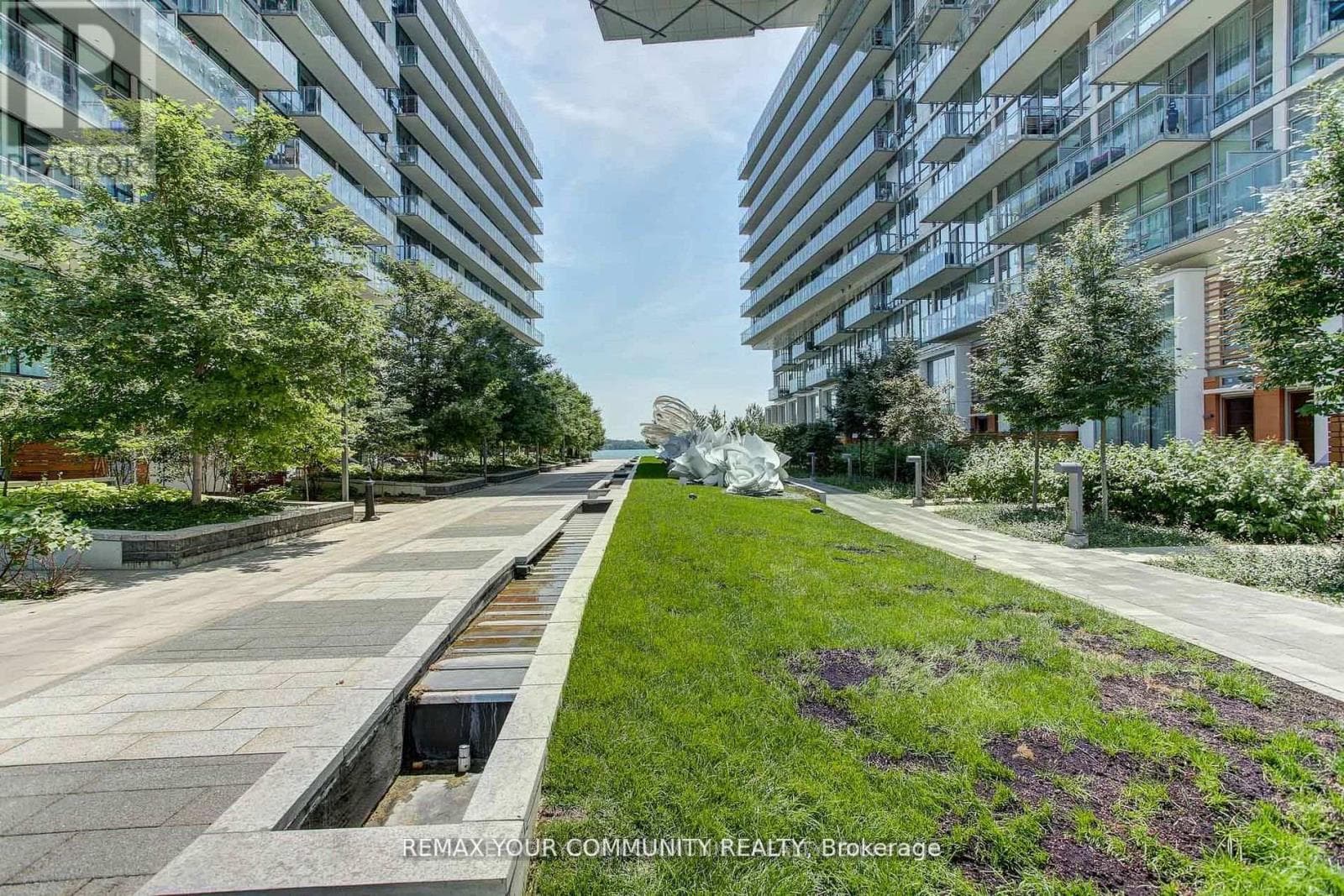 Single Family at 1109- 39 Queens Quay, Toronto (Waterfront Communities), Ontario - Photo 5 - RE/MAX Garden City Realty