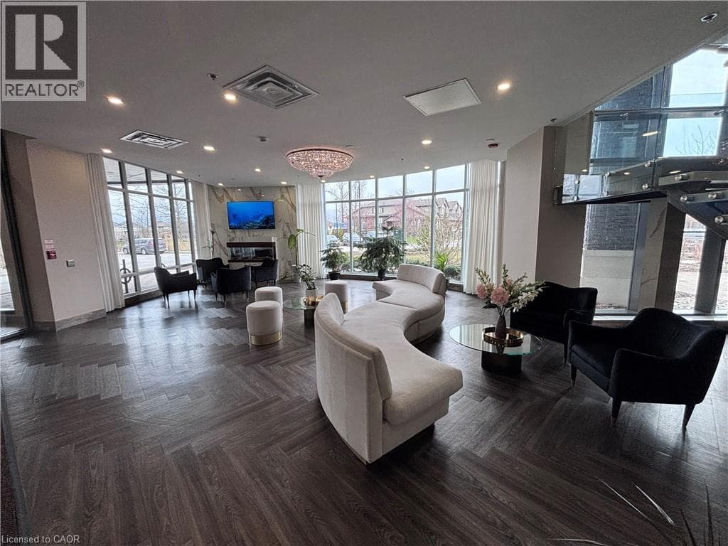 Single Family at 803- 7711 GREEN VISTA Gate, Niagara Falls, Ontario - Photo 6 - RE/MAX Garden City Realty