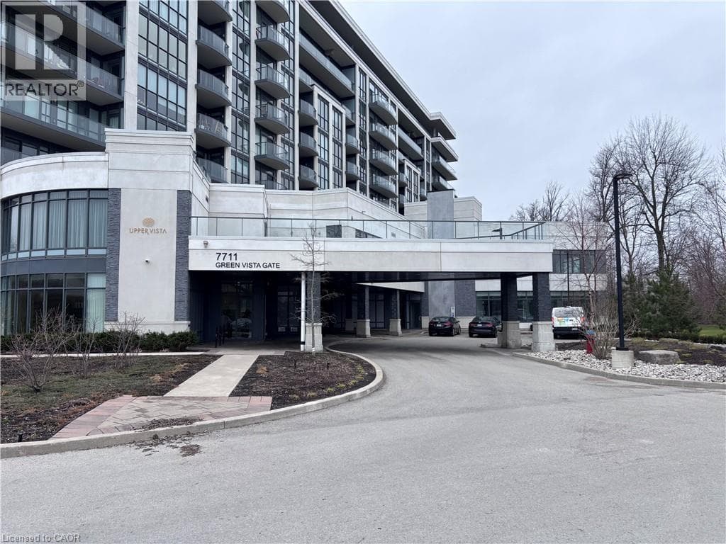 Single Family at 803- 7711 GREEN VISTA Gate, Niagara Falls, Ontario - Photo 3 - RE/MAX Garden City Realty