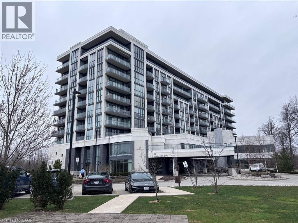 Single Family at 803- 7711 GREEN VISTA Gate, Niagara Falls, Ontario - Photo 2 - RE/MAX Garden City Realty