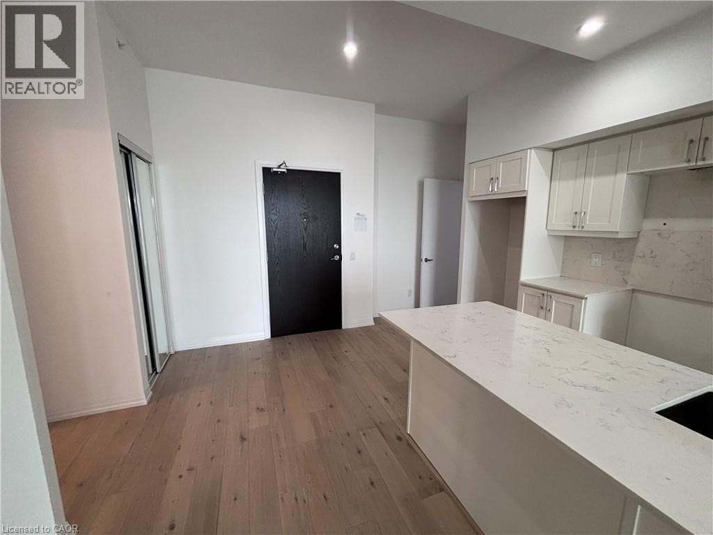 Single Family at 803- 7711 GREEN VISTA Gate, Niagara Falls, Ontario - Photo 8 - RE/MAX Garden City Realty