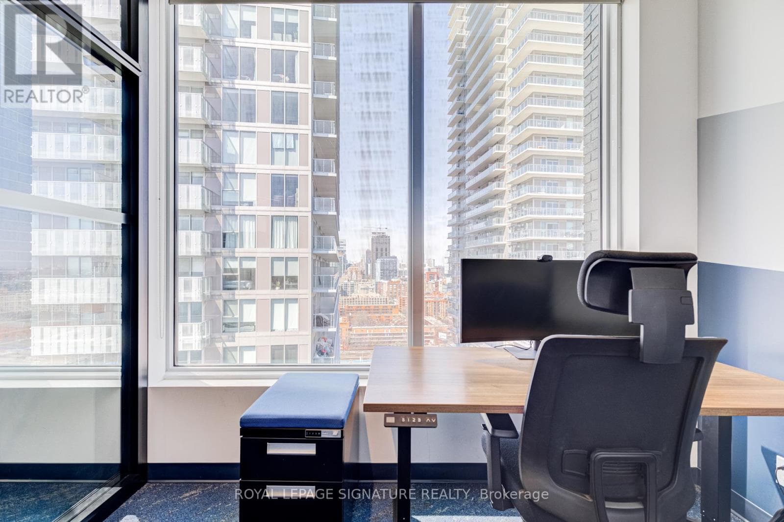 Office at 1300- 130 Queens Quay, Toronto (Waterfront Communities), Ontario - Photo 10 - RE/MAX Garden City Realty