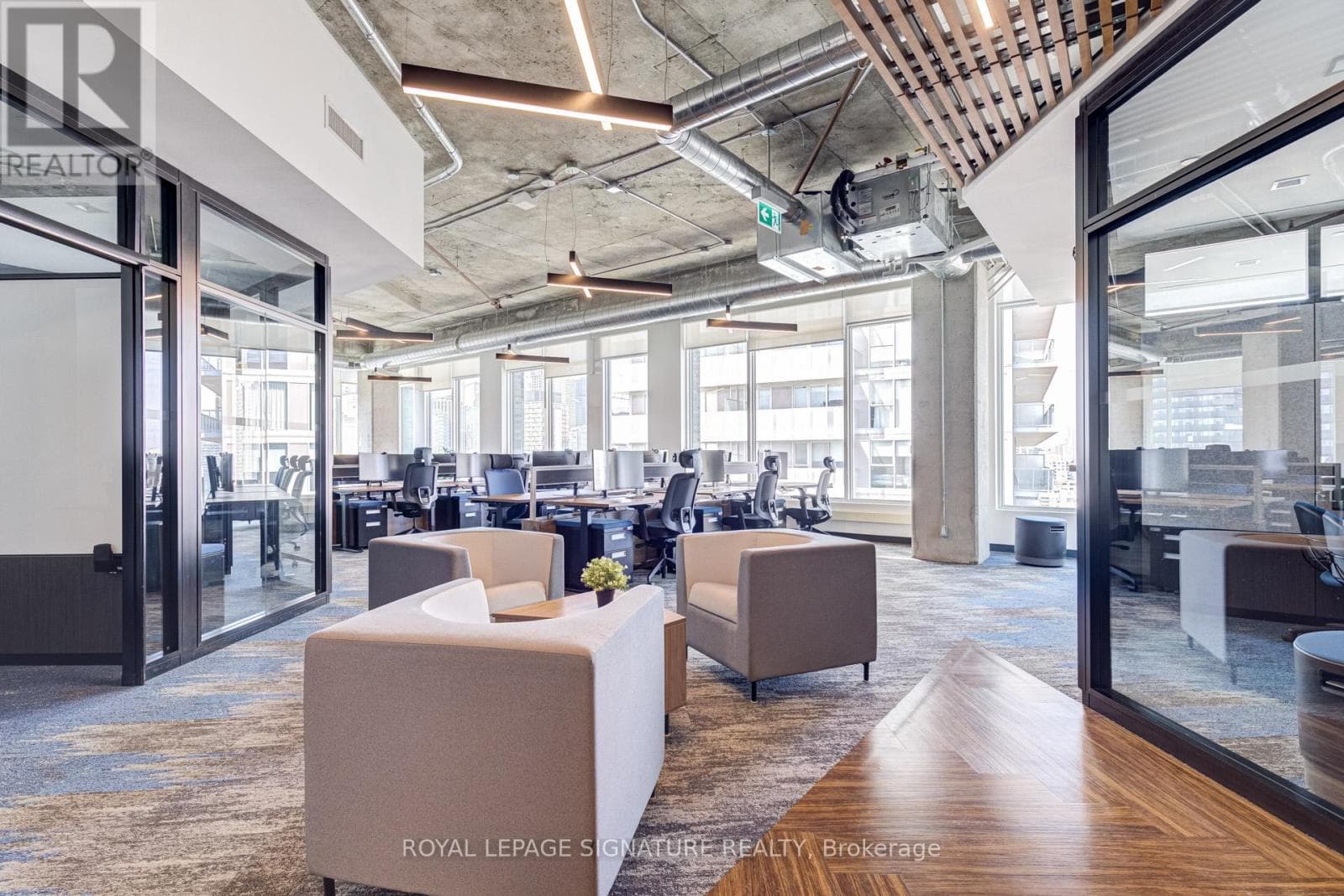 Office at 1300- 130 Queens Quay, Toronto (Waterfront Communities), Ontario - Photo 4 - RE/MAX Garden City Realty