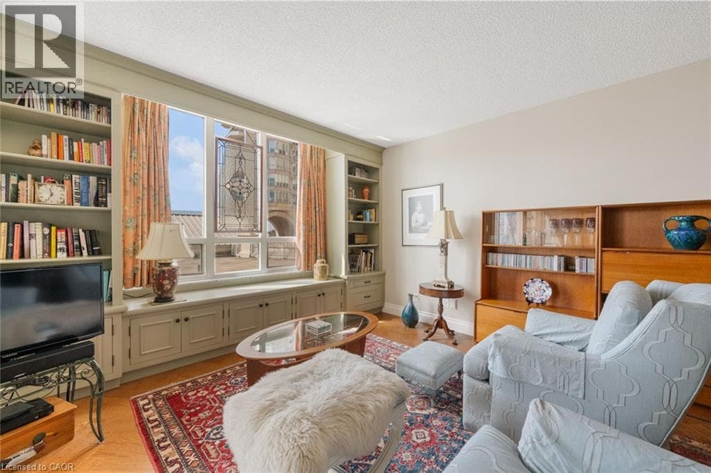 Single Family at 301- 2287 LAKE SHORE Boulevard, Toronto, Ontario - Photo 10 - RE/MAX Garden City Realty