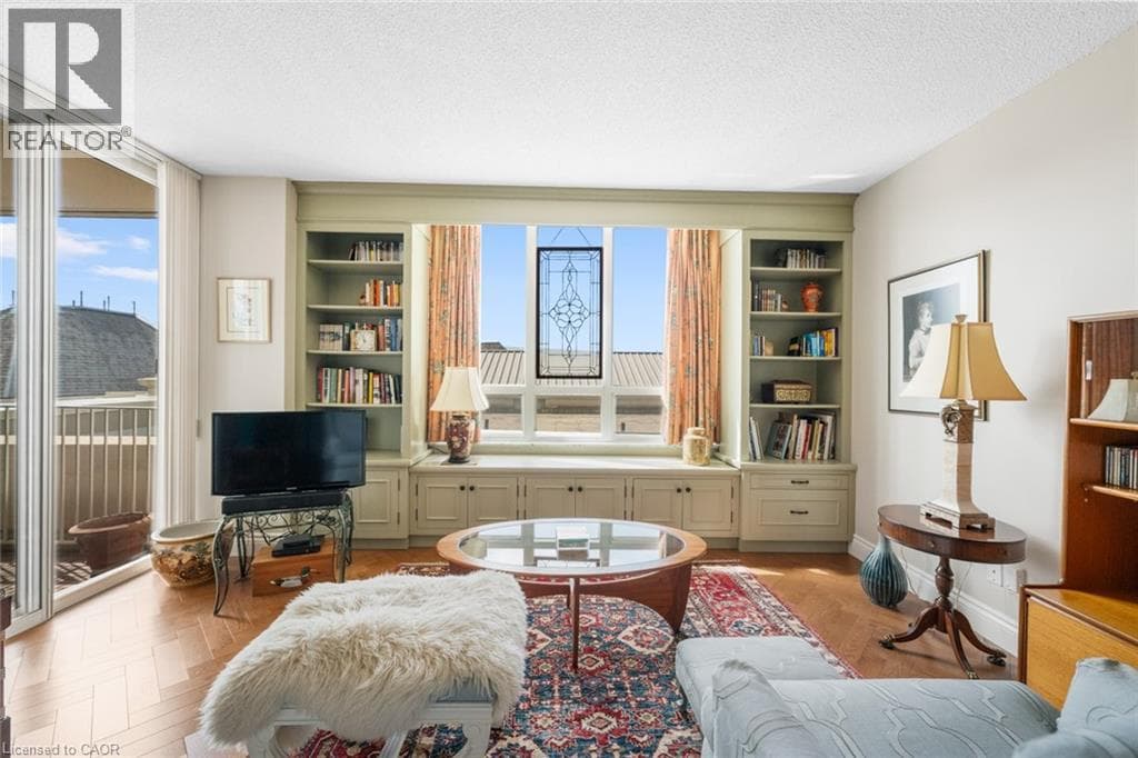 Single Family at 301- 2287 LAKE SHORE Boulevard, Toronto, Ontario - Photo 8 - RE/MAX Garden City Realty