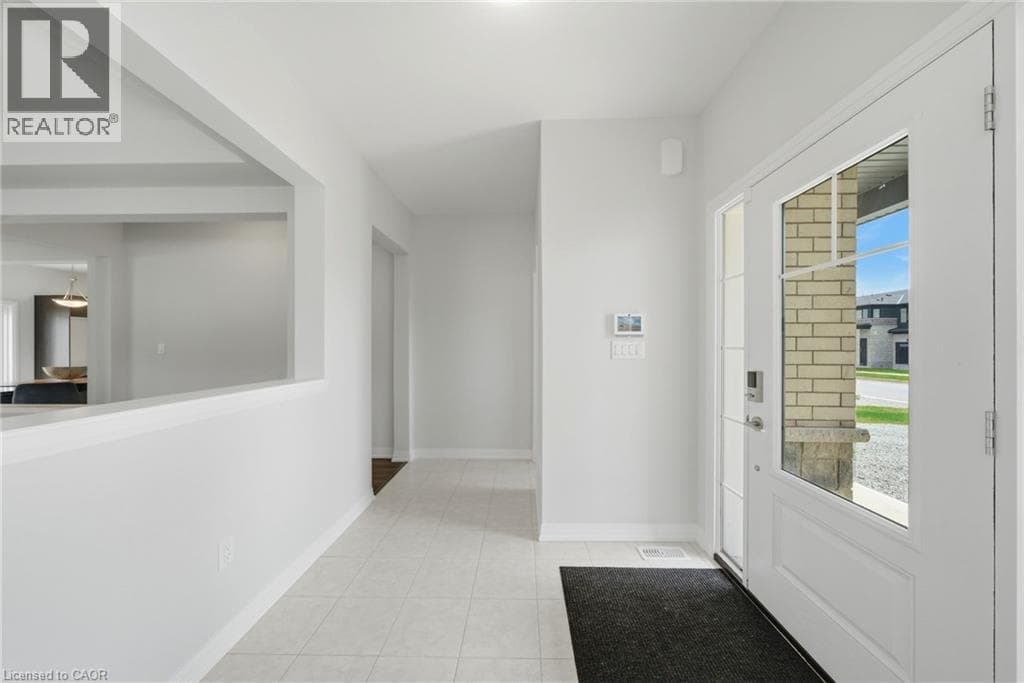 Single Family at 778 BRADFORD Avenue, Fort Erie, Ontario - Photo 6 - RE/MAX Garden City Realty
