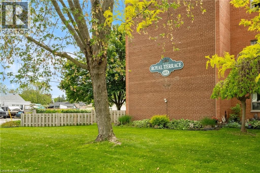 Single Family at 323- 485 THOROLD Road, Welland, Ontario - Photo 7 - RE/MAX Garden City Realty