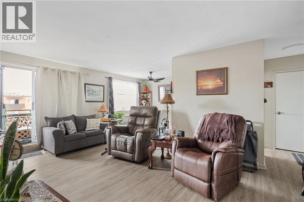 Single Family at 323- 485 THOROLD Road, Welland, Ontario - Photo 3 - RE/MAX Garden City Realty
