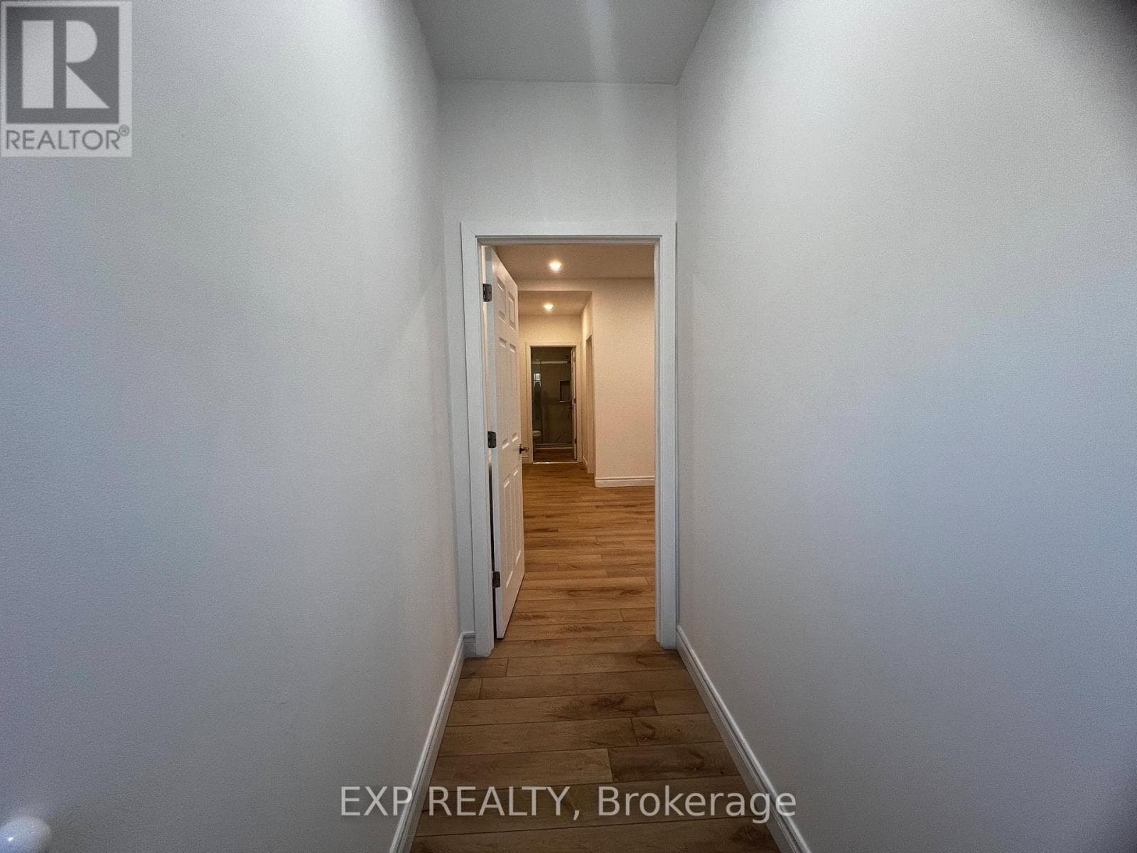 Single Family at 102- 804A St Clair Avenue, Toronto (Oakwood Village), Ontario - Photo 4 - RE/MAX Garden City Realty