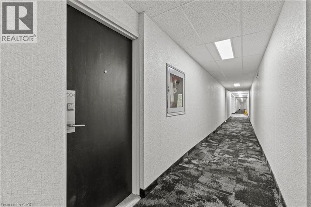 Single Family at 1004- 359 GENEVA Street, St. Catharines, Ontario - Photo 5 - RE/MAX Garden City Realty