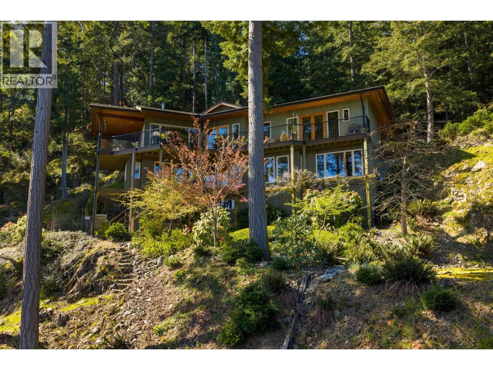 Single Family at 673 CLIFF Road, Bowen Island, British Columbia - Photo 5 - RE/MAX Garden City Realty