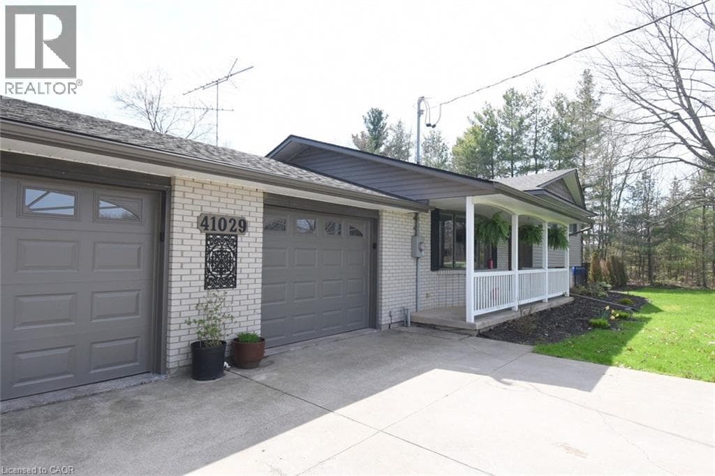 Single Family at 41029 FORKS Road, Wainfleet, Ontario - Photo 3 - RE/MAX Garden City Realty