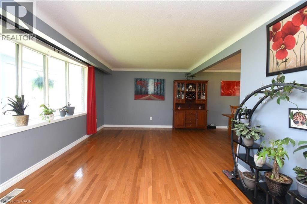 Single Family at 41029 FORKS Road, Wainfleet, Ontario - Photo 8 - RE/MAX Garden City Realty