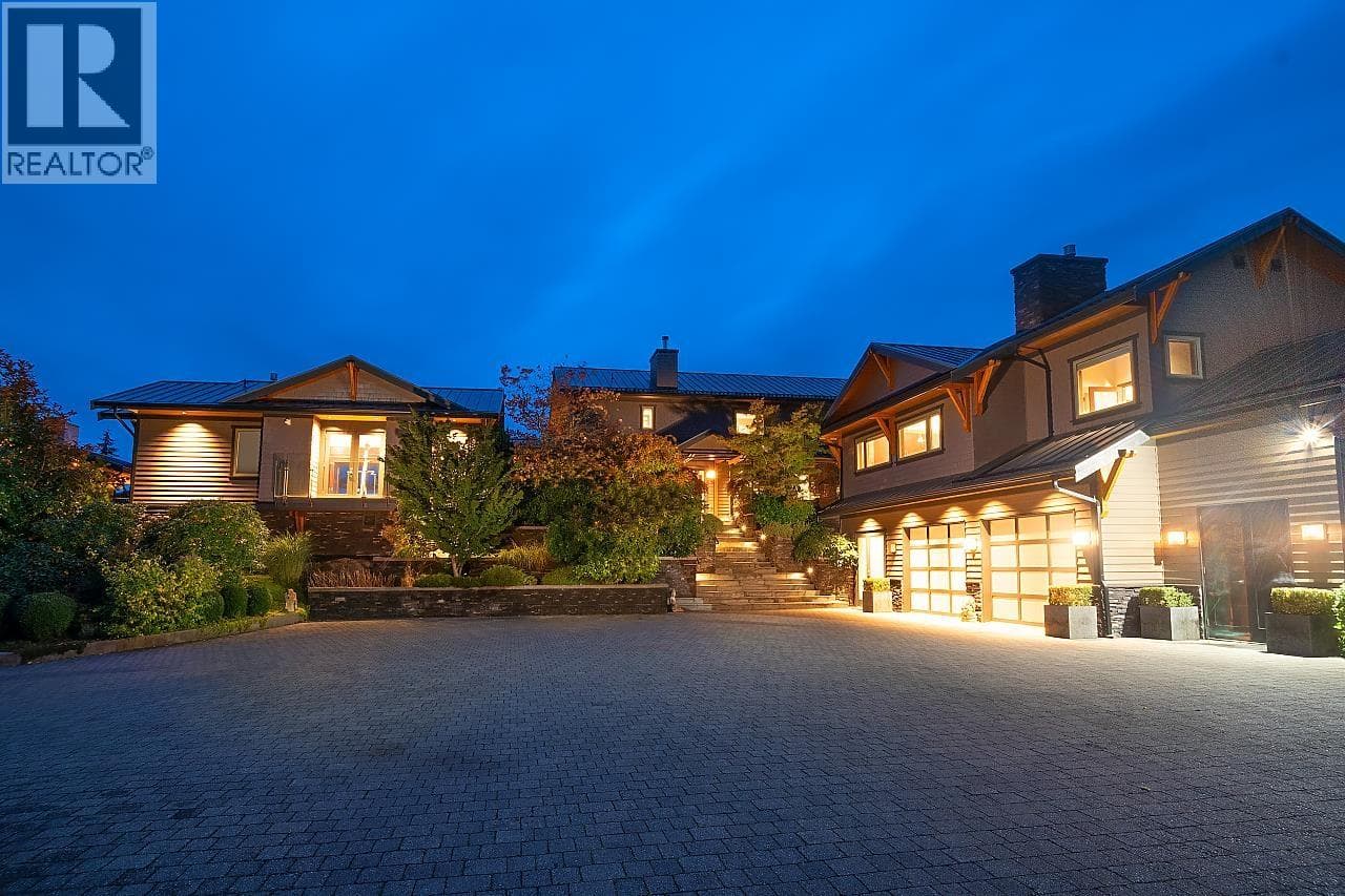 431 JOSEPHINE Drive