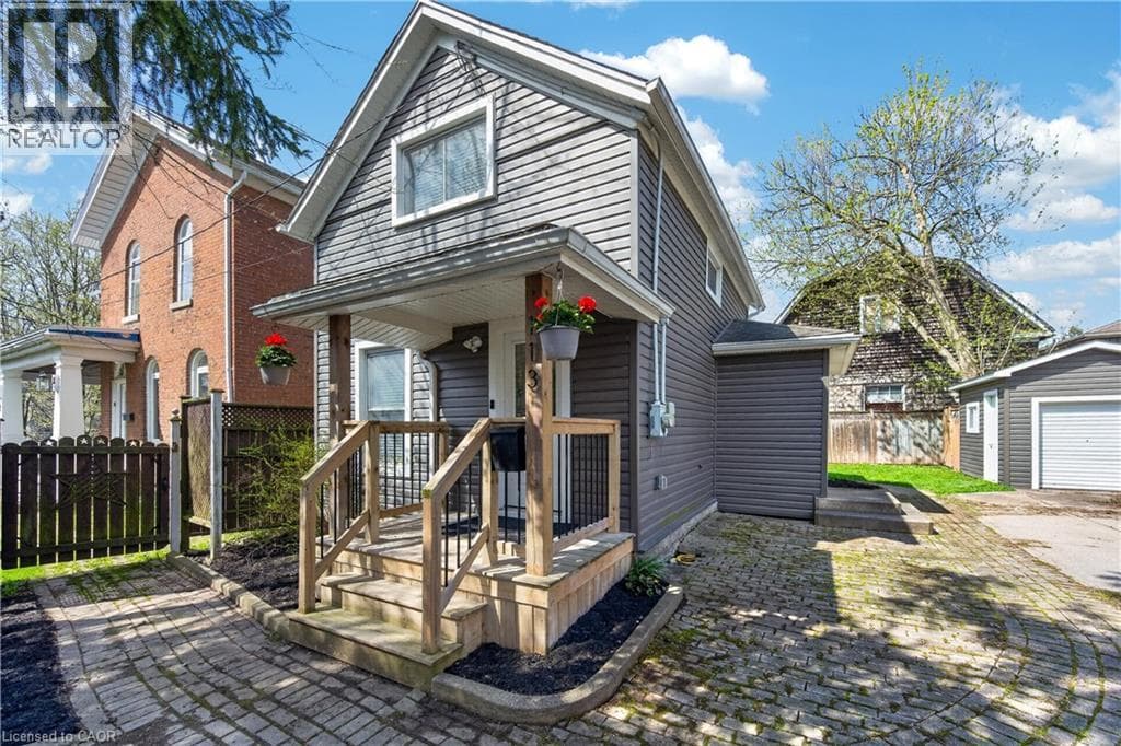 113 NIAGARA Street