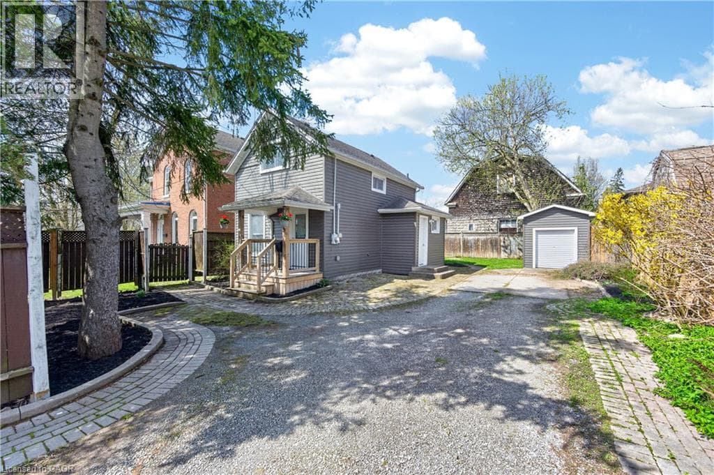 Single Family at 113 NIAGARA Street, Welland, Ontario - Photo 2 - RE/MAX Garden City Realty