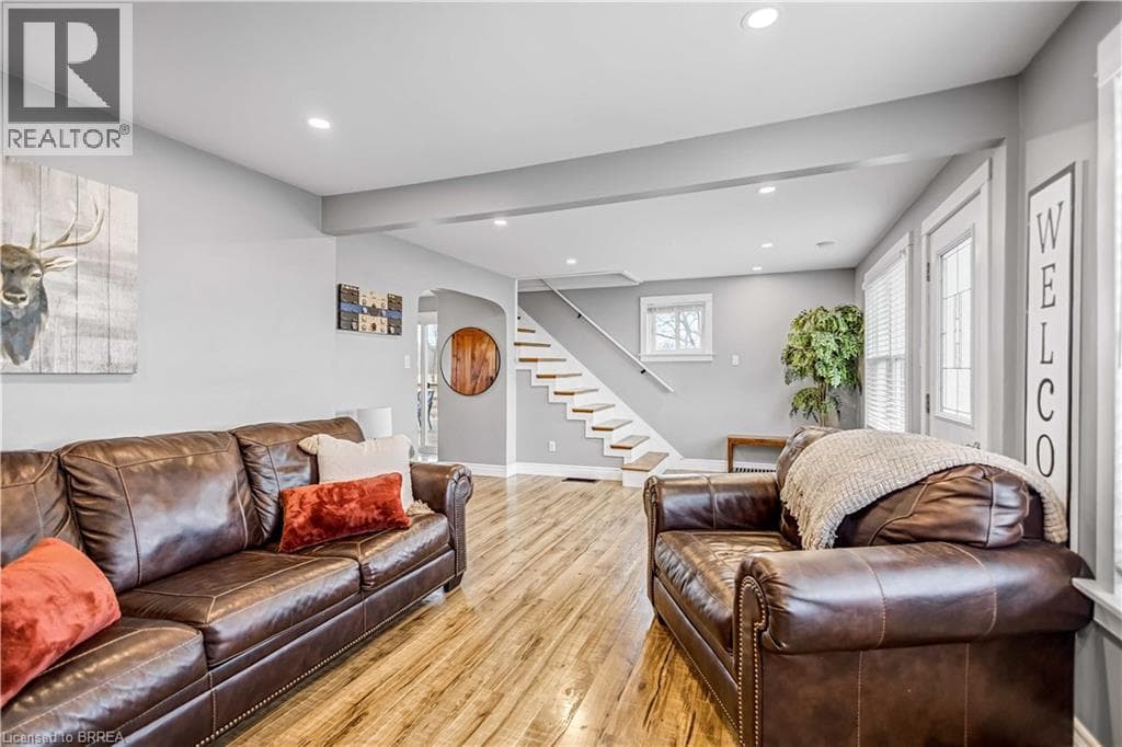 Single Family at 42770 3 Highway, Wainfleet, Ontario - Photo 5 - RE/MAX Garden City Realty