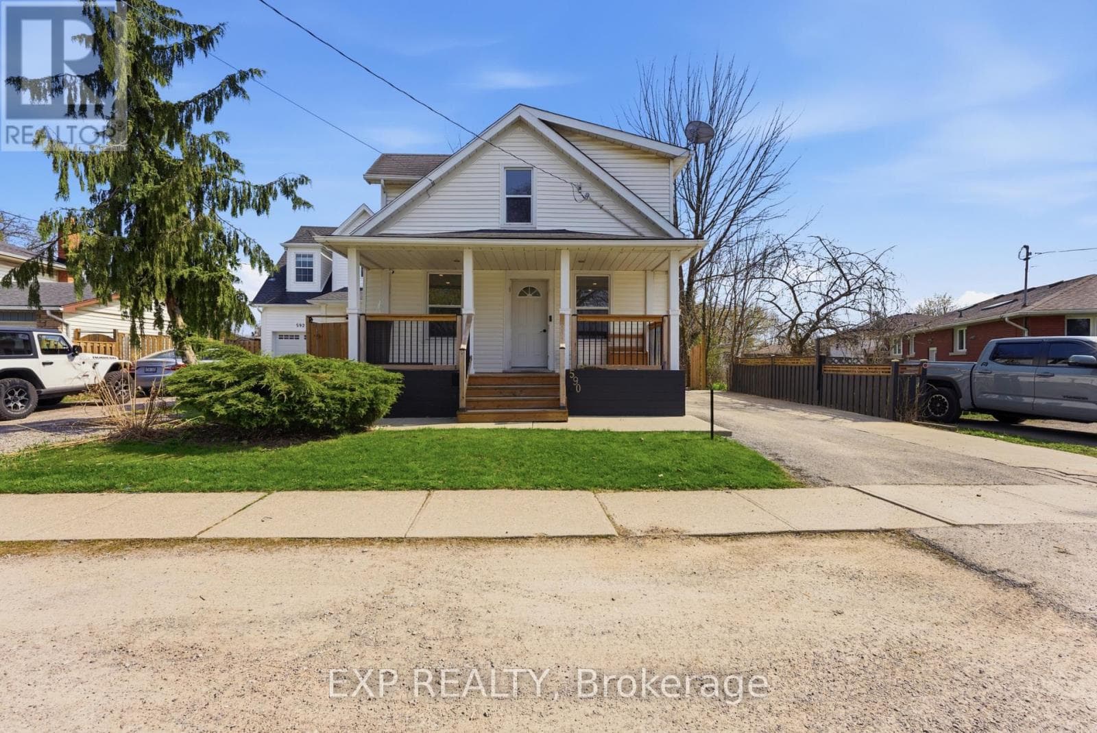 590 Scott Street