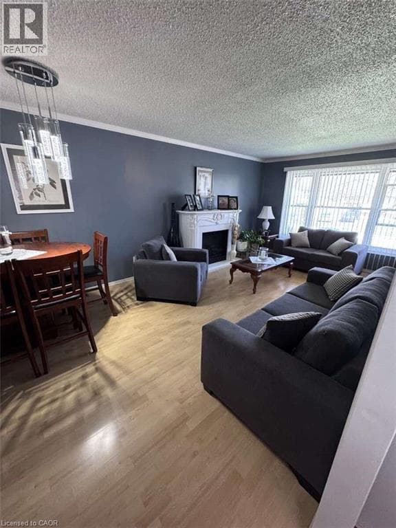 Single Family at 16 BULA Drive, St. Catharines, Ontario - Photo 7 - RE/MAX Garden City Realty