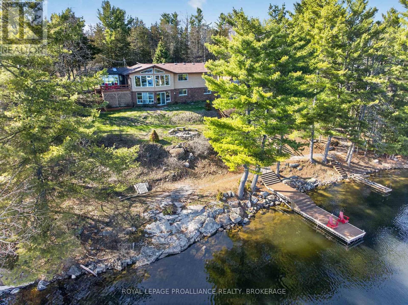 Single Family at 3037 Hilltop Lane, Frontenac (Frontenac South), Ontario - Photo 3 - RE/MAX Garden City Realty