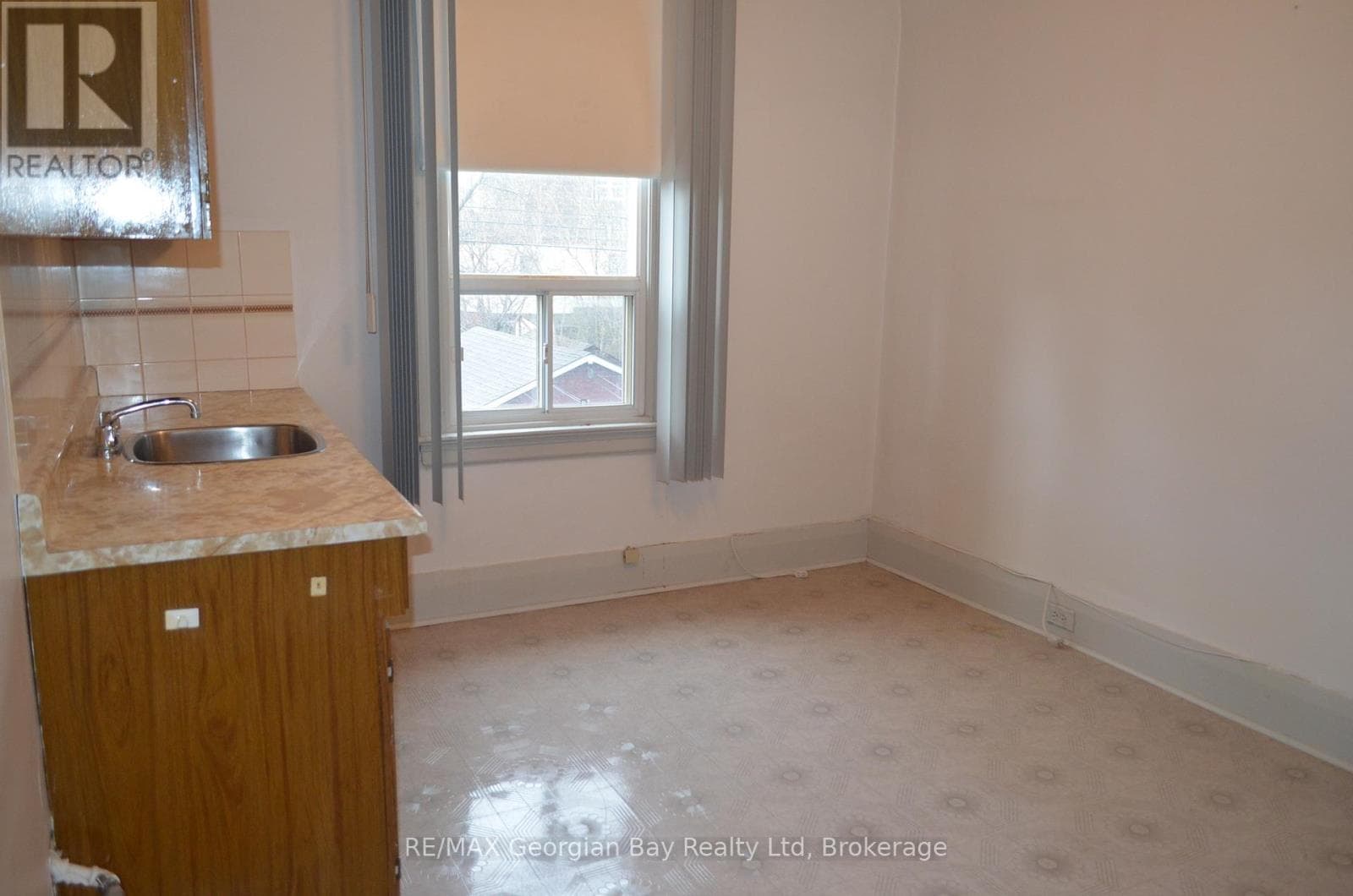 Single Family at 517 Milverton Boulevard, Toronto (Danforth), Ontario - Photo 7 - RE/MAX Garden City Realty