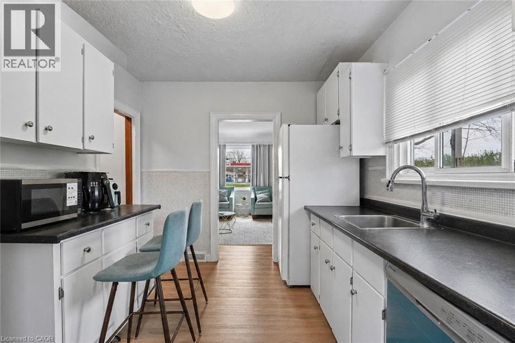 Multi-family at 428 THOROLD Road, Welland, Ontario - Photo 7 - RE/MAX Garden City Realty